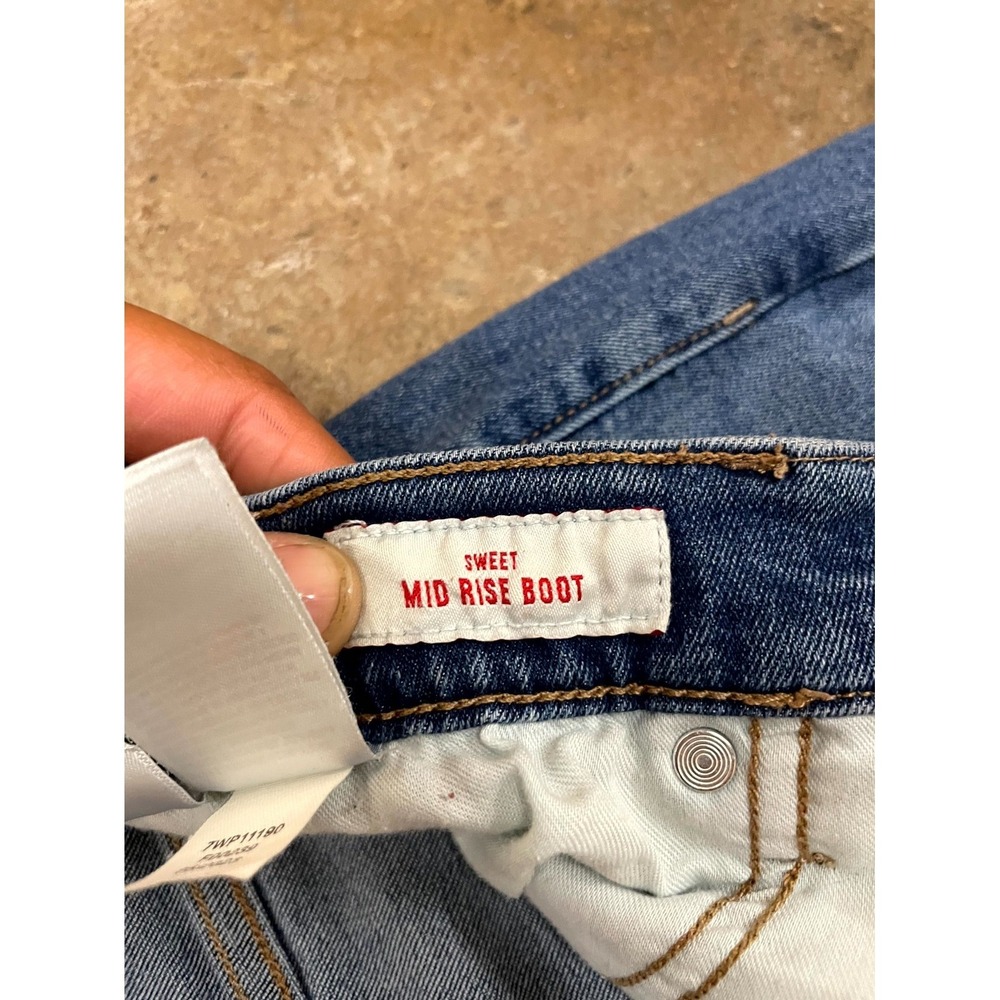 Lucky Brand Sweet Bootcut Jeans Womens 14/32 Blue Denim Cotton Stretch Mid Rise - Picture 8 of 16
